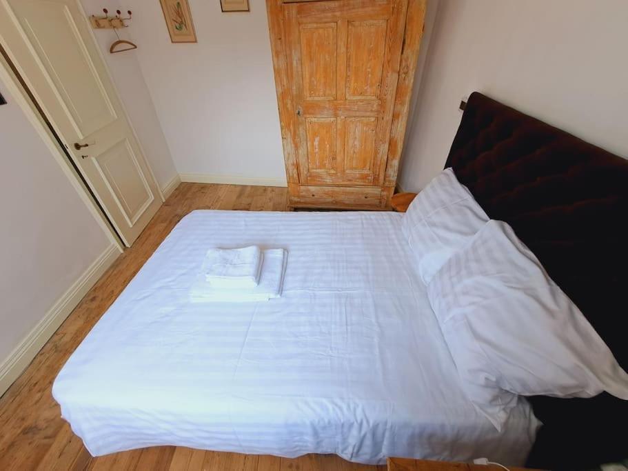 Haus Moselwald - 3 Bedrooms Enkirch Dış mekan fotoğraf