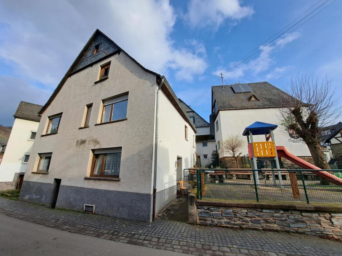 Haus Moselwald - 3 Bedrooms Enkirch Dış mekan fotoğraf