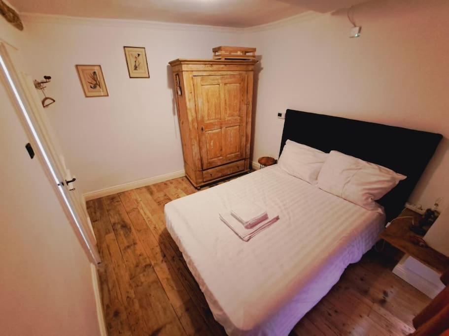 Haus Moselwald - 3 Bedrooms Enkirch Dış mekan fotoğraf